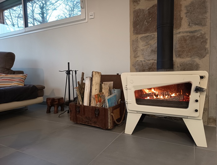 GIte Convivial - Poel a bois (2)