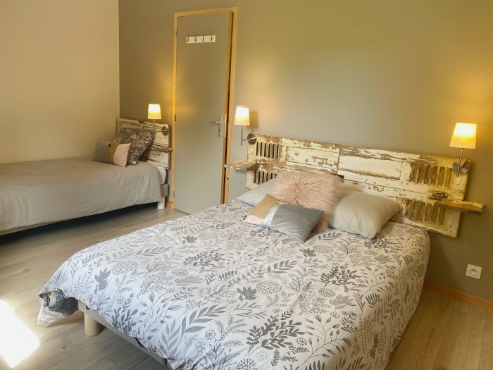 Gite convivial - Chambre Taupe Paysage